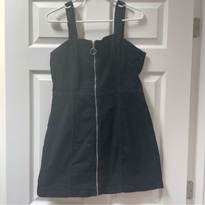 H&M women’s overall dress